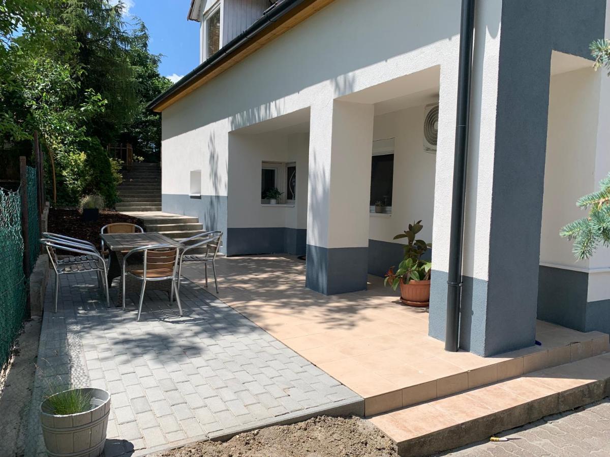 Borsi Apartman Balatonalmadi Luaran gambar