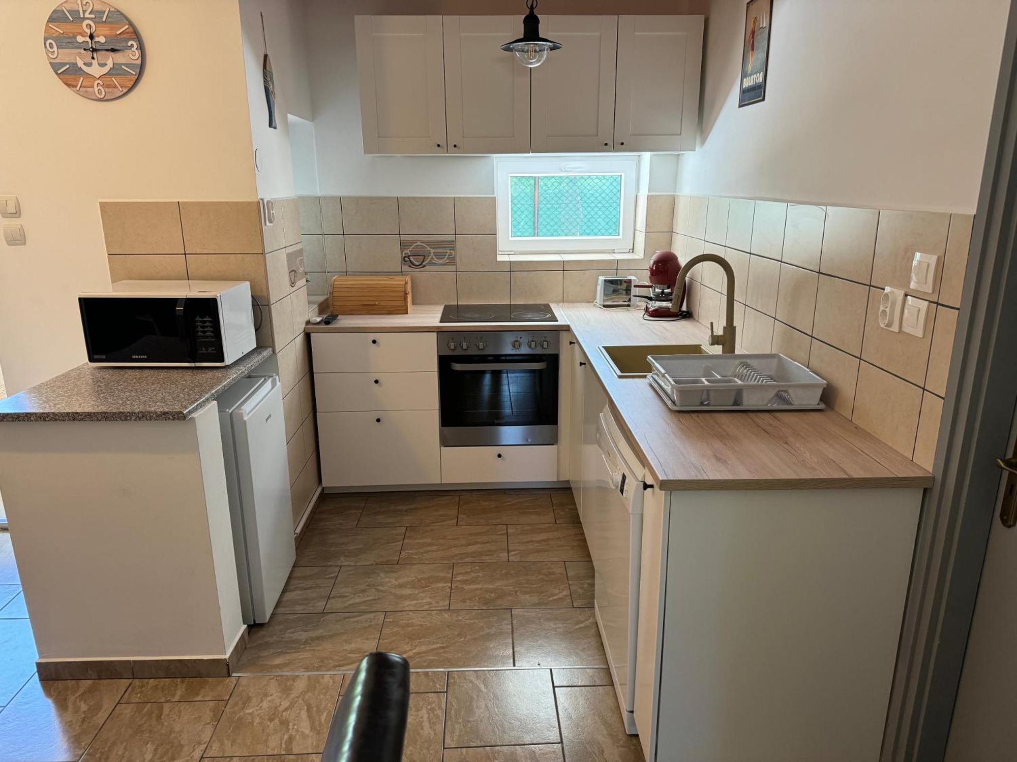 Borsi Apartman Balatonalmadi Luaran gambar