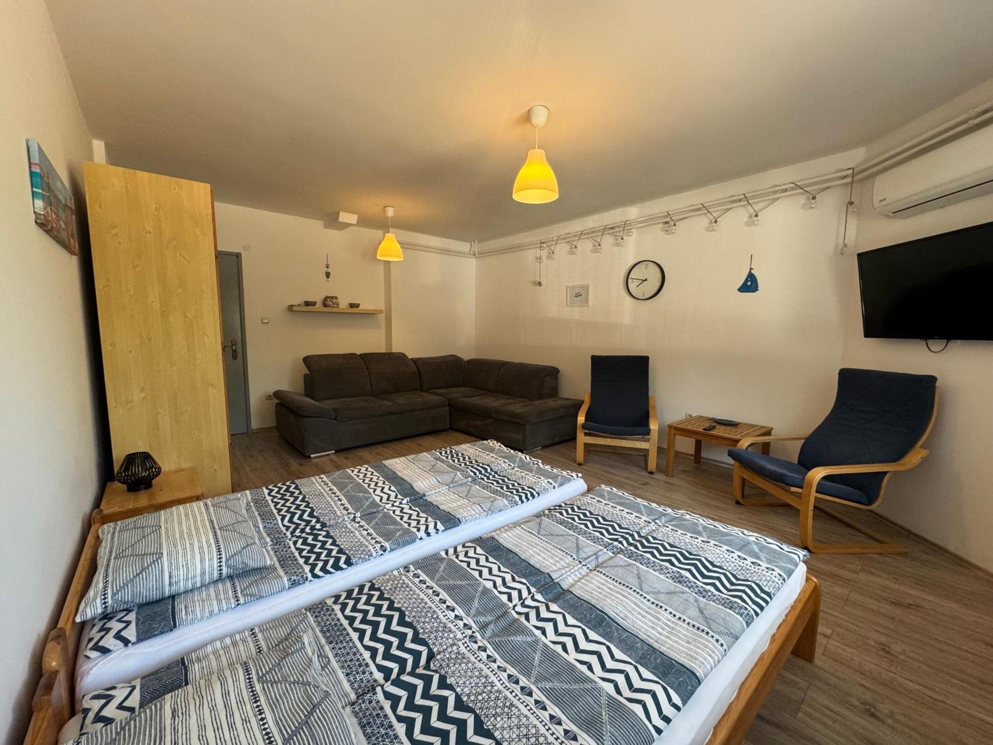 Borsi Apartman Balatonalmadi Luaran gambar